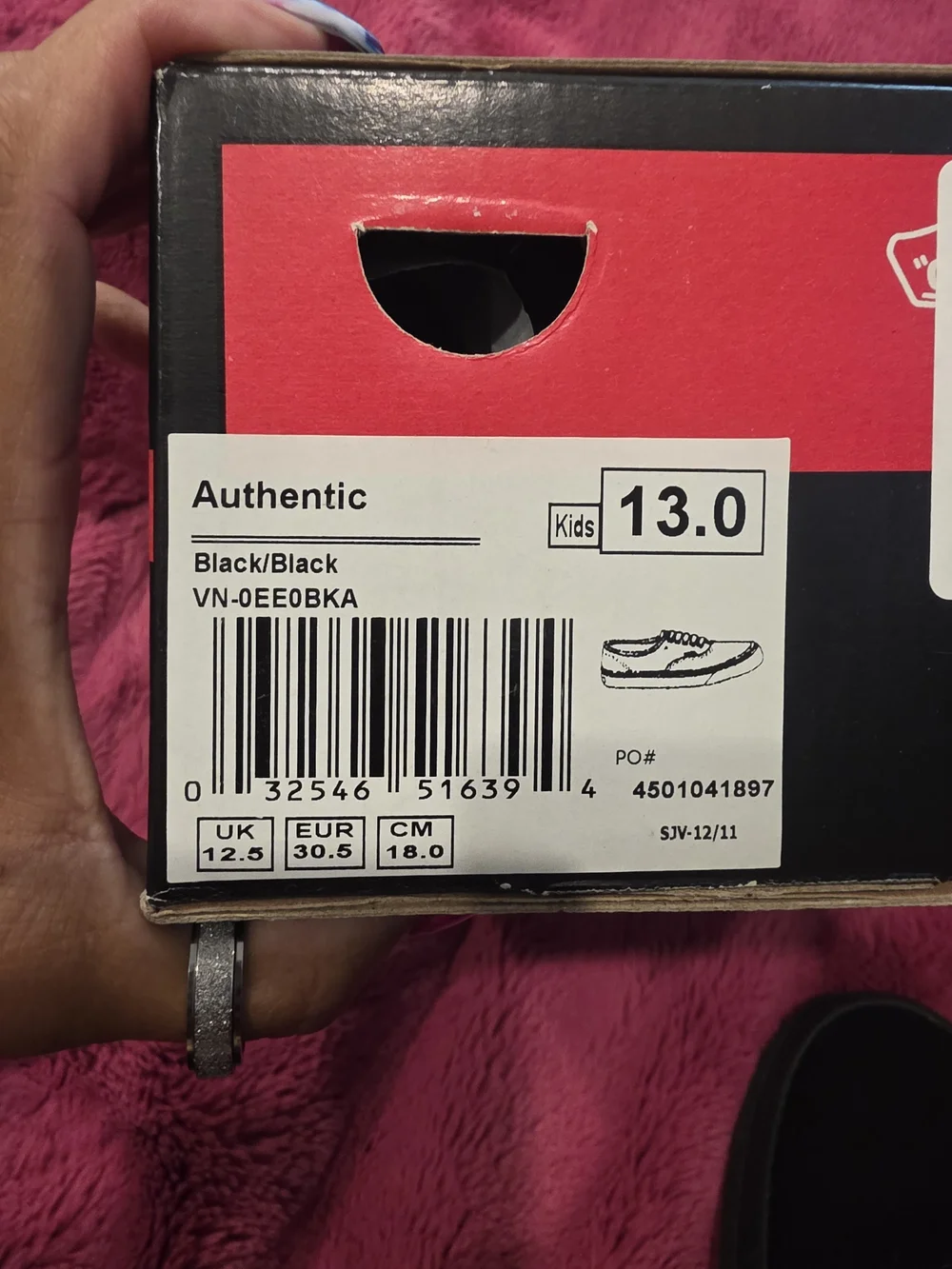 Vans simple black